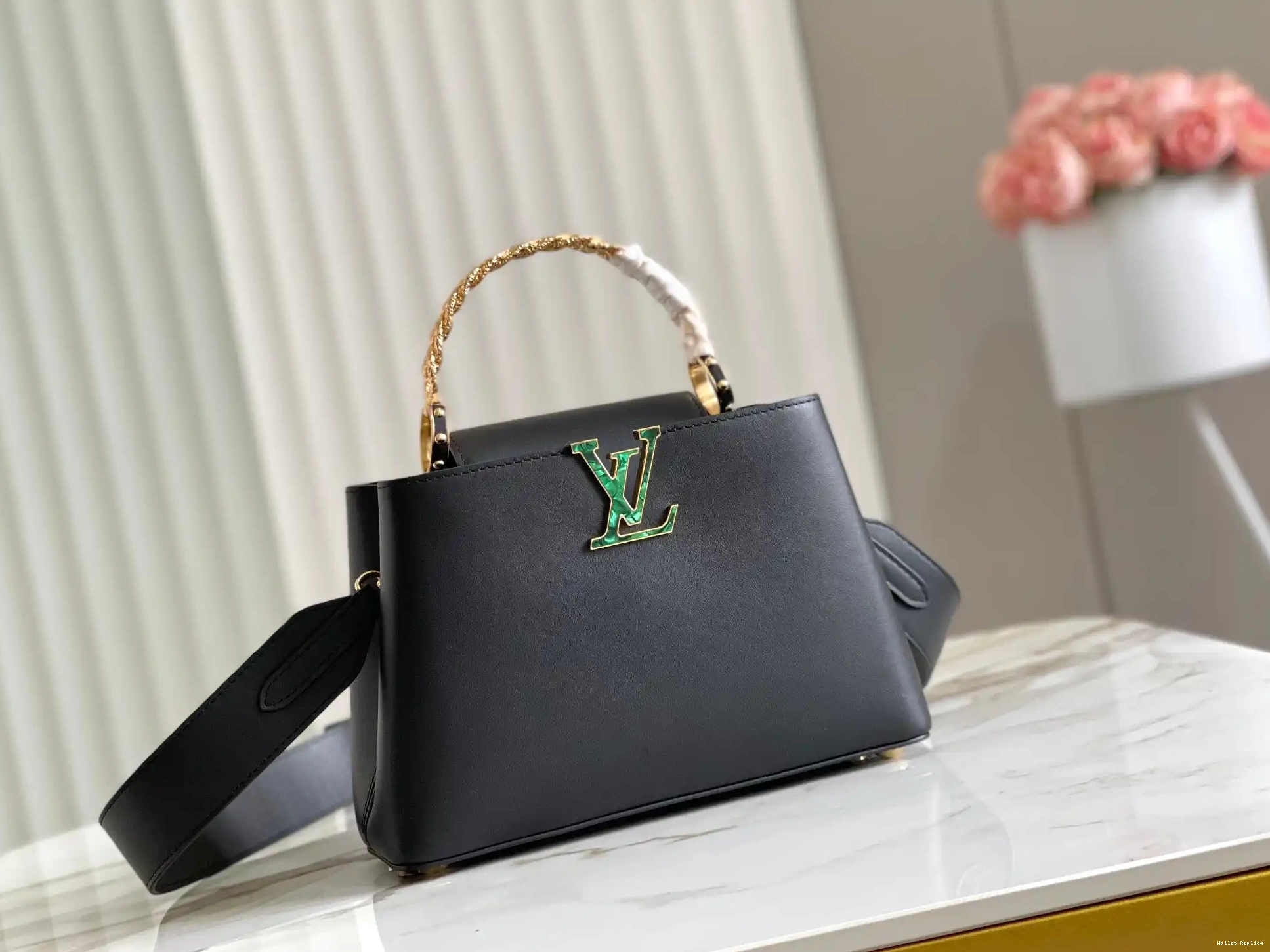 Affordable LOUIS BB VUITTON CAPUCINES 0525